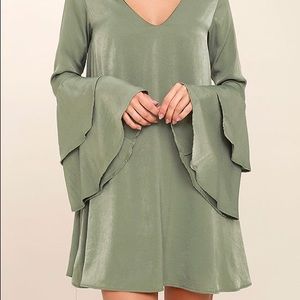 Lulus Green Tiered Bell Sleeve Mini Dress